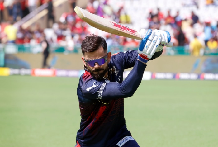 First Ever Batter to Reach 7000 Runs in Indian Premier League: Virat Kohli