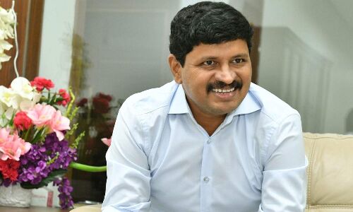 MP Santosh Kumar J Joins Brahmakumaris Organisation in Kalpatharu Programme