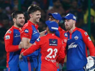 Gujarat Titans Remain at the Top of IPL 2023 Points Table After Match 50 Against RCB; Faf du Plessis Holds Orange Cap, Tushar Deshpande Leads in Purple Cap.