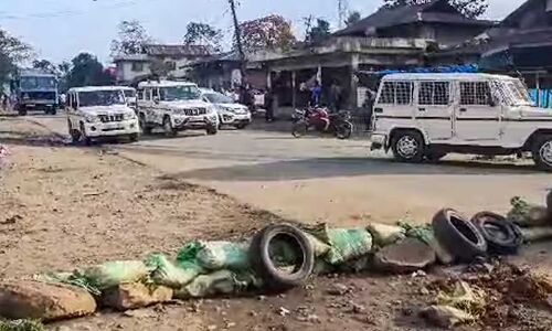 Manipur witnesses new outbreak of violence, resulting in one fatality.