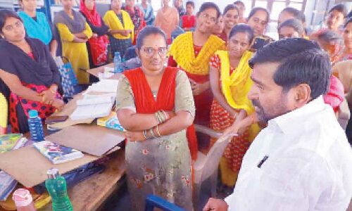 Minister G Jagadish Reddy announces construction of modern library in Suryapet