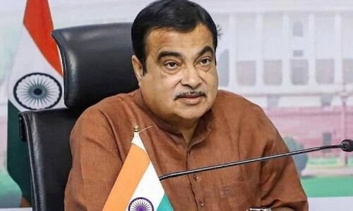 Nitin Gadkari says he will no longer use posters and banners.