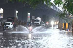 On Thursday night, Hyderabad City experiences heavy rainfall in Telangana.