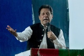 Pakistan Health Minister Reports Alcohol and Cocaine Found in Imran Khan's Medical Examination