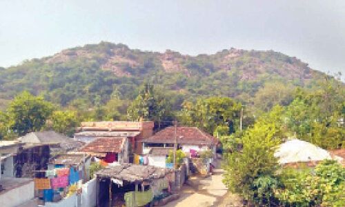 Peddapalli: A village that never sees evenings!