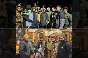 Police rescue lost family from Telangana in Gulmarg, J&K.