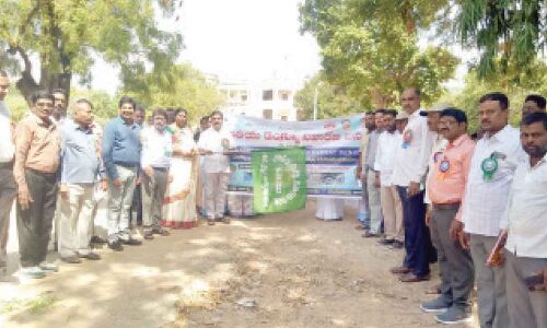 Protecting People from Dengue is Urged by Revenue Divisional Officer Padmavathi in Wanaparthy