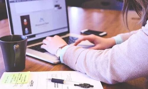 Survey Shows Women in Telangana Less Reliant on Men in the Workplace