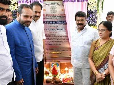 Talasani Srinivas Yadav inaugurates 2BHK homes in Kamala Nagar SPR Hills, Hyderabad.