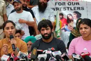 This Evening, Wrestlers in Delhi to Hold Candlelight March in Protest
