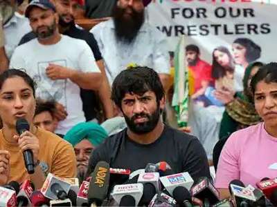 This Evening, Wrestlers in Delhi to Hold Candlelight March in Protest