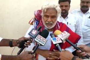 TS land policies receive fiery criticism from popular singer Gaddar