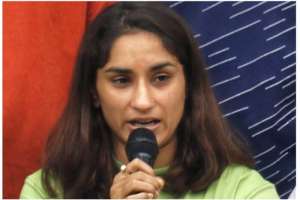Vinesh Phogat Alleges Anurag Thakur Attempted to Conceal the Issue Amidst Protests.