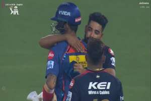 Viral Pic: Mohammed Siraj’s Loving Gesture Towards Injured KL Rahul Following Spat with Virat Kohli-Gautam Gambhir