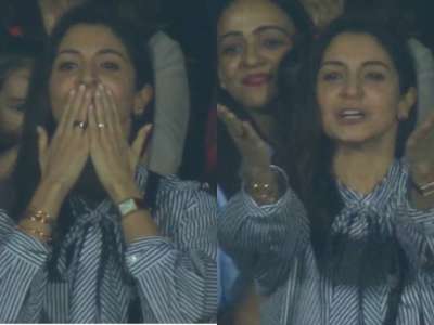 VIRAL Video: Anushka Blows Flying Kiss to Kohli as Husband Scores 7th IPL Century