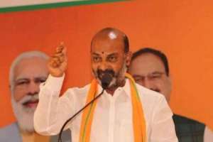 Bandi asks CM KCR: “What have you accomplished to commemorate?”