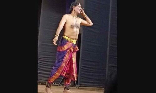 Bharatanatyam teacher passes away while performing on stage in Odisha