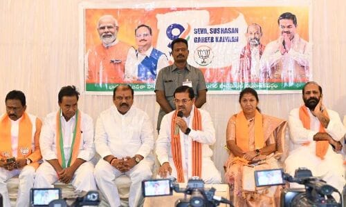 BJP showcases Modi’s achievements in Warangal