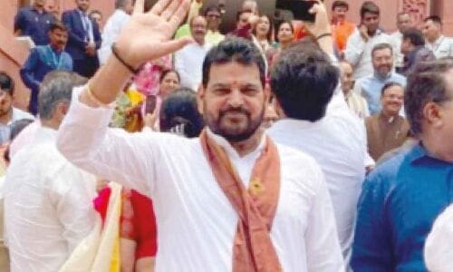 Brij Bhushan ‘defended’ by Sushma’s daughter