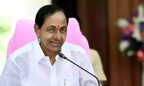 CM KCR criticizes BJP and Congress for ruining Singareni