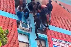 Coaching Institute in New Delhi Catches Fire
