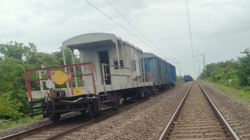Goods Train | Goods train derails near Kasamudram