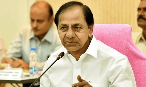 KCR urges government staff to work towards strengthening Telangana for the next five to ten years.