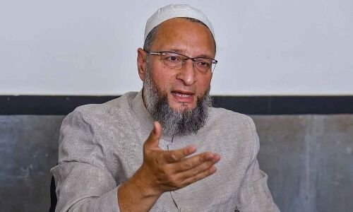 Kejriwal's call for support on Centre's ordinance rejected by Asaduddin Owaisi