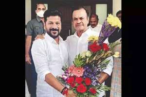 Komatireddy’s residence receives a visit from Revanth.