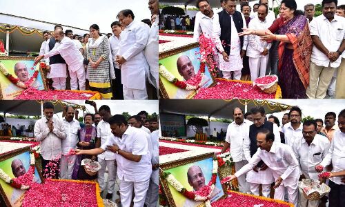 Leaders in Hyderabad commemorate PV Narasimha Rao on his birth anniversary