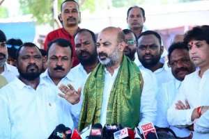 MIM accused of deceiving Muslims by Bandi Sanjay Kumar in Karimnagar