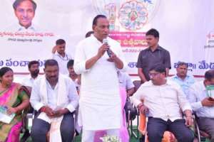 Minister Mallareddy | Minister Mallareddy supports Chief Minister KCR in agriculture