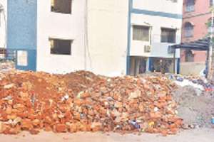 Moghalpura sports complex turned into a dumping yard in Hyderabad