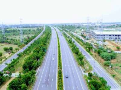 ORR | HMDA imposes strict speed limit on ORR, can now drive at a maximum speed of 120 kmph!