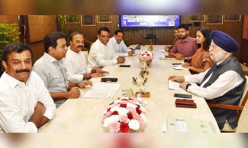 Telangana projects pending: KTR discusses with Union Urban Development Department’s Hardeep Singh Puri
