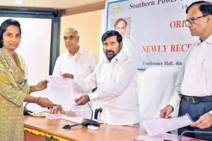 “30 Electricians Appointed at the Power Institution”
