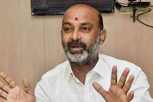 Bandi Sanjay expresses outrage over the arrests of Kishan Reddy and BJP leaders
