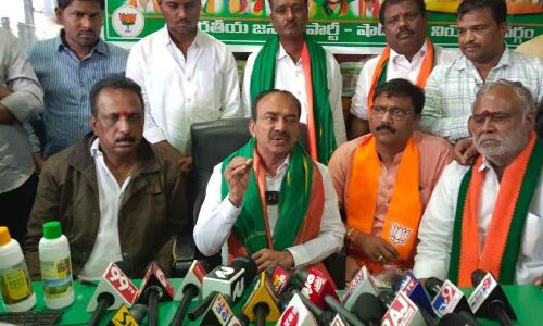 BJP MLA Rajender criticizes CM for deceiving tenant farmers