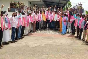 BRS Receives a Huge Influx of Defections from Congress