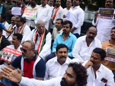 Congress holds protest at GHMC headquarters, urges assistance for residents affected by heavy rains