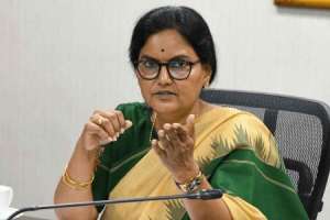 District Collectors receive instructions on safety during heavy rains from Chief Secretary Santhi Kumari