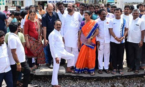 Eatala criticizes government’s failure in addressing floods