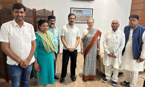 Emergency Landing at Bhopal: Bengaluru-Delhi Special Flight Carrying Sonia and Rahul Gandhi