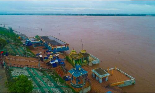 Flood Troubles Submerge Multiple Villages and Towns