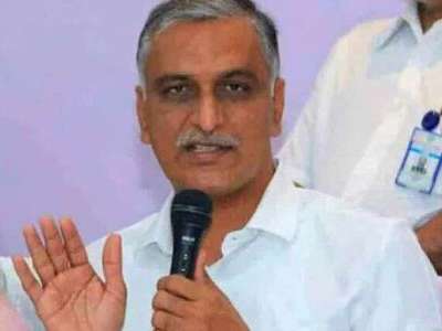 Harish Rao takes initiative to remove garbage from drain