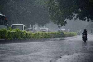 Hyderabad continues to face torrential rains as lakes overflow with water