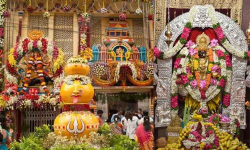 Hyderabad’s Lal Darwaza Bonalu Festival Commences