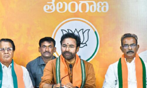 Kishan announces plan to transform fertiliser shops into PMKS centres