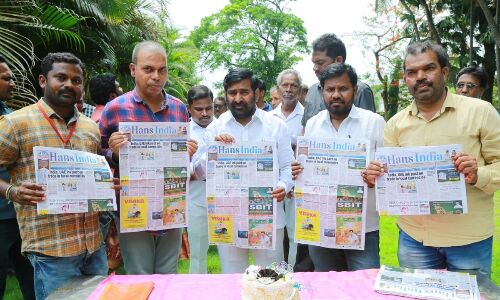Minister Jagadish Reddy praises Hans India for impartial news coverage