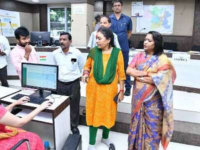 People urged to stay indoors by Mayor Gadwal Vijayalakshmi